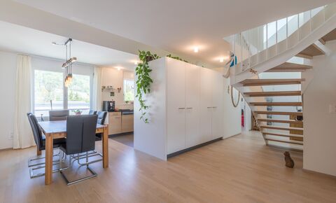 Charmante Maisonette-Dachwohnung mit Galerie