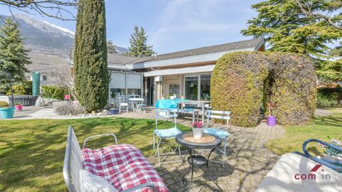 Conthey, maison individuelle
grand jardin et vue dégagée