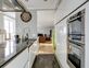 Appartement rénové avec terrasse de 62 m² dans immeuble Belle Époque