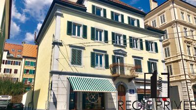 A VENDRE - Charmant immeuble mixte au coeur de la ville