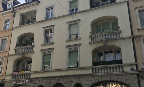 Yield building comprising 6 apartments and 2 commercial areas.