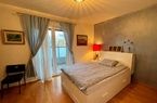 Bright 5.5-room apartment with lovely terrace and private garden