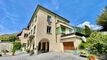 Large mansion with 3 apartments overlooking the lake