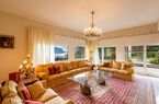 Grosse und elegante Villa mit Dependance und mit wunderbarer Seesicht