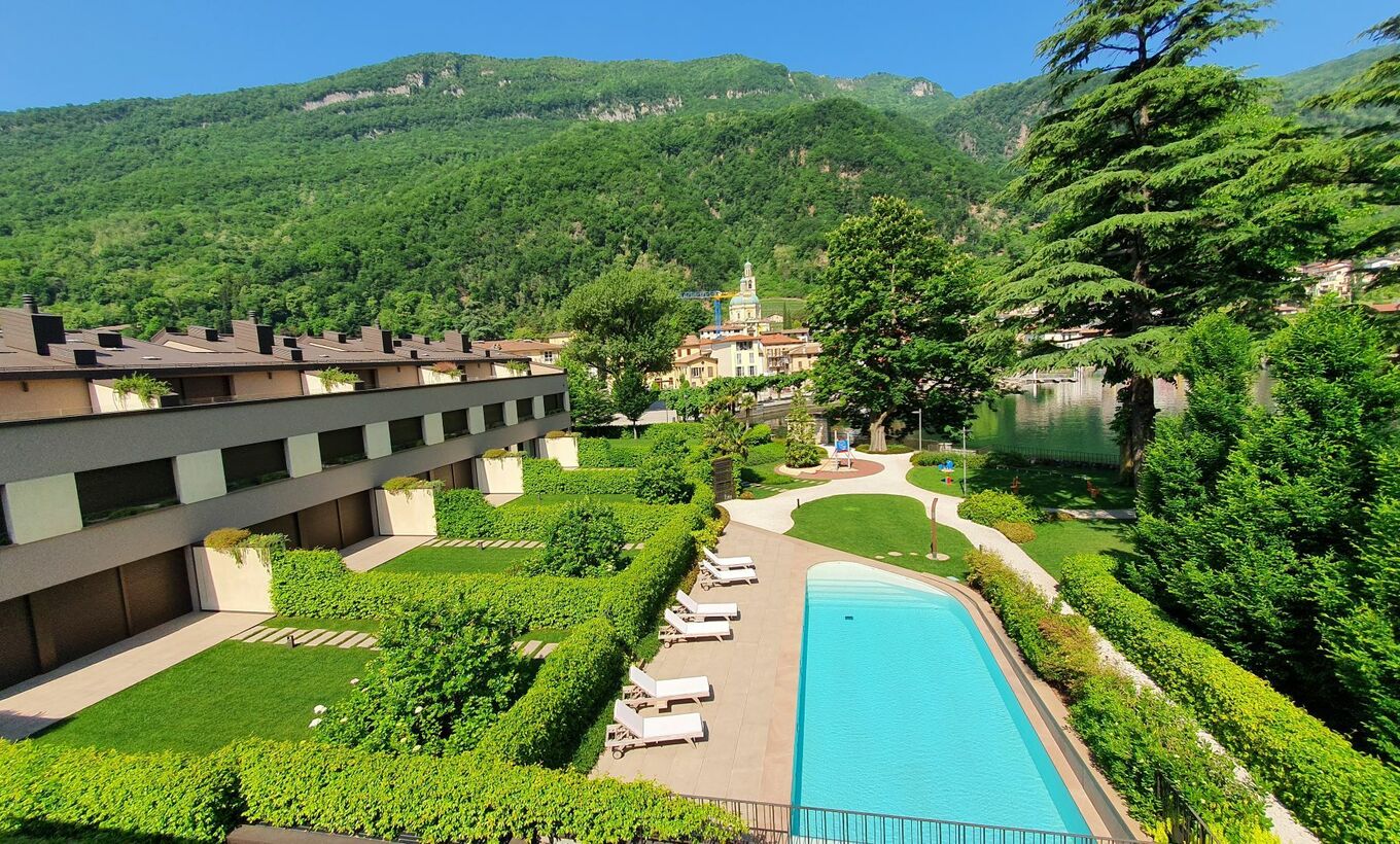 Duplex apartment "ORTENSIA" on the lake