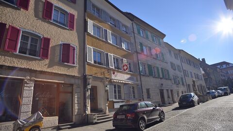 Immeuble de 4 étages à fort potentiel
Prix à discuter