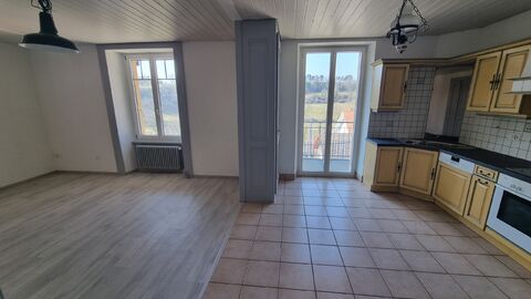 Orbe, grand appartement atypique de 4,5 pièces
