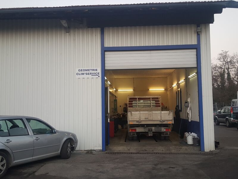 For rent 340 m2 of storage space.