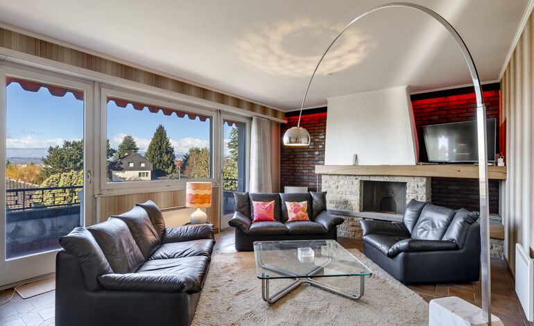 Villa individuelle de deux appartements de 3.5 pièces