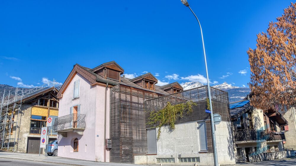 Sierre studio - Building