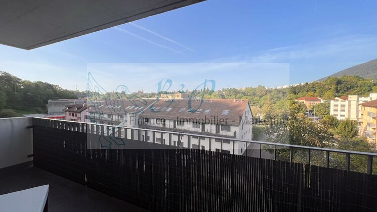 Bel et grand appartement de 5.5 pièces est à louer sur Boudry !