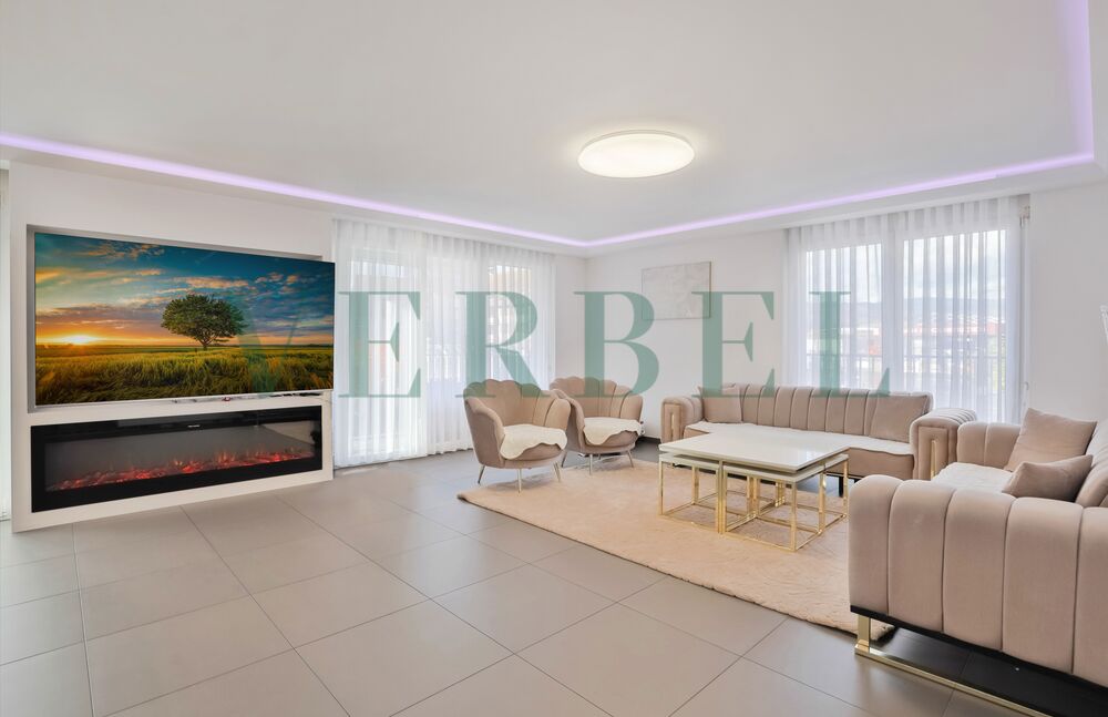 Spacious and bright 3.5 room renovated flat