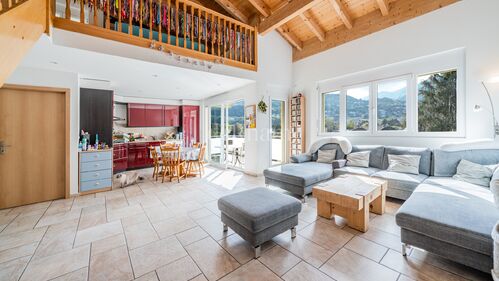 Splendide duplex de 6 pcs au dernier étage !
- EN EXCLUSIVITE -