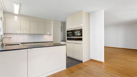 August 2026: Grosse Gartenwohnung, Vermarktungsdauer 4 Wochen