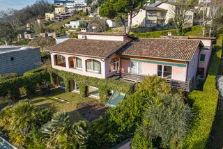 Spacious villa in classic style