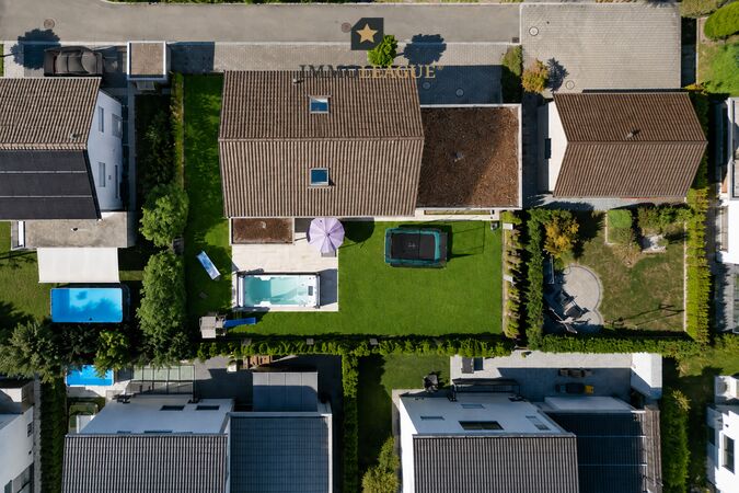Pflegeleichter Garten in der Privatstrasse.