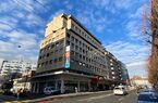 SURFACE ADMINISTRATIVE D'ENV. 145 M2 
SITUE SUR LE BD DE PEROLLES