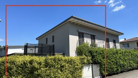 Renoviertes Reiheneinfamilienhaus mit Garten und Carport für 2 Autos