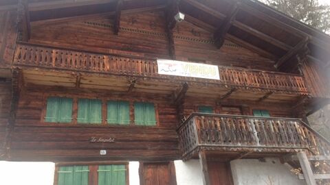 Réservé : Le Serpolet, authentique chalet de 5 pièces à La Comballaz