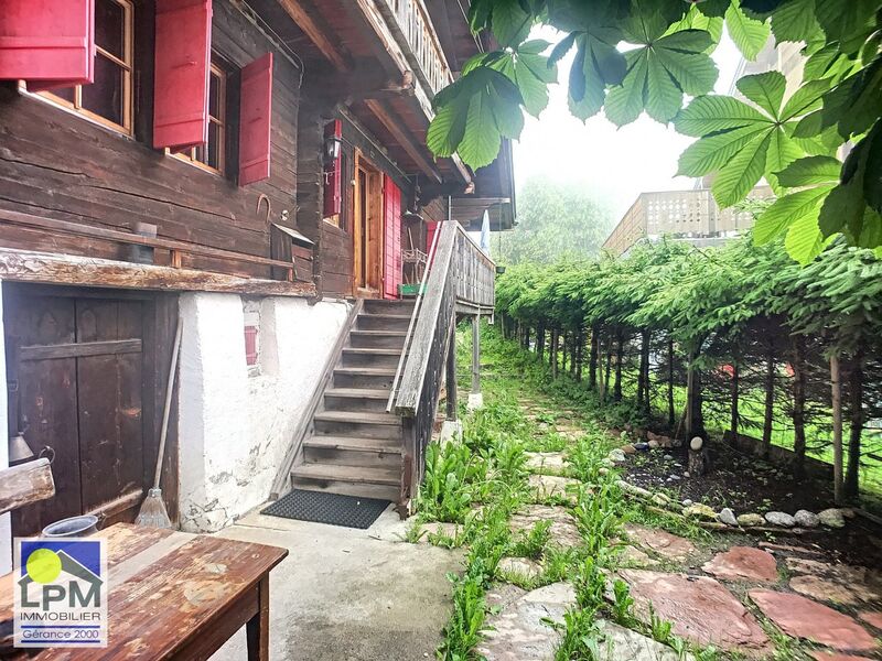 Leysin, rustic chalet for rent