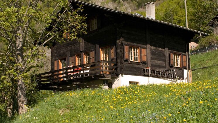 Le Flon sur Vouvry  Chalet de 6 pièces sur sous-sol, 149 m2, parcelle de 1’100 m2