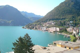 Penthouse in a prestigious period villa with a spectacular lake view