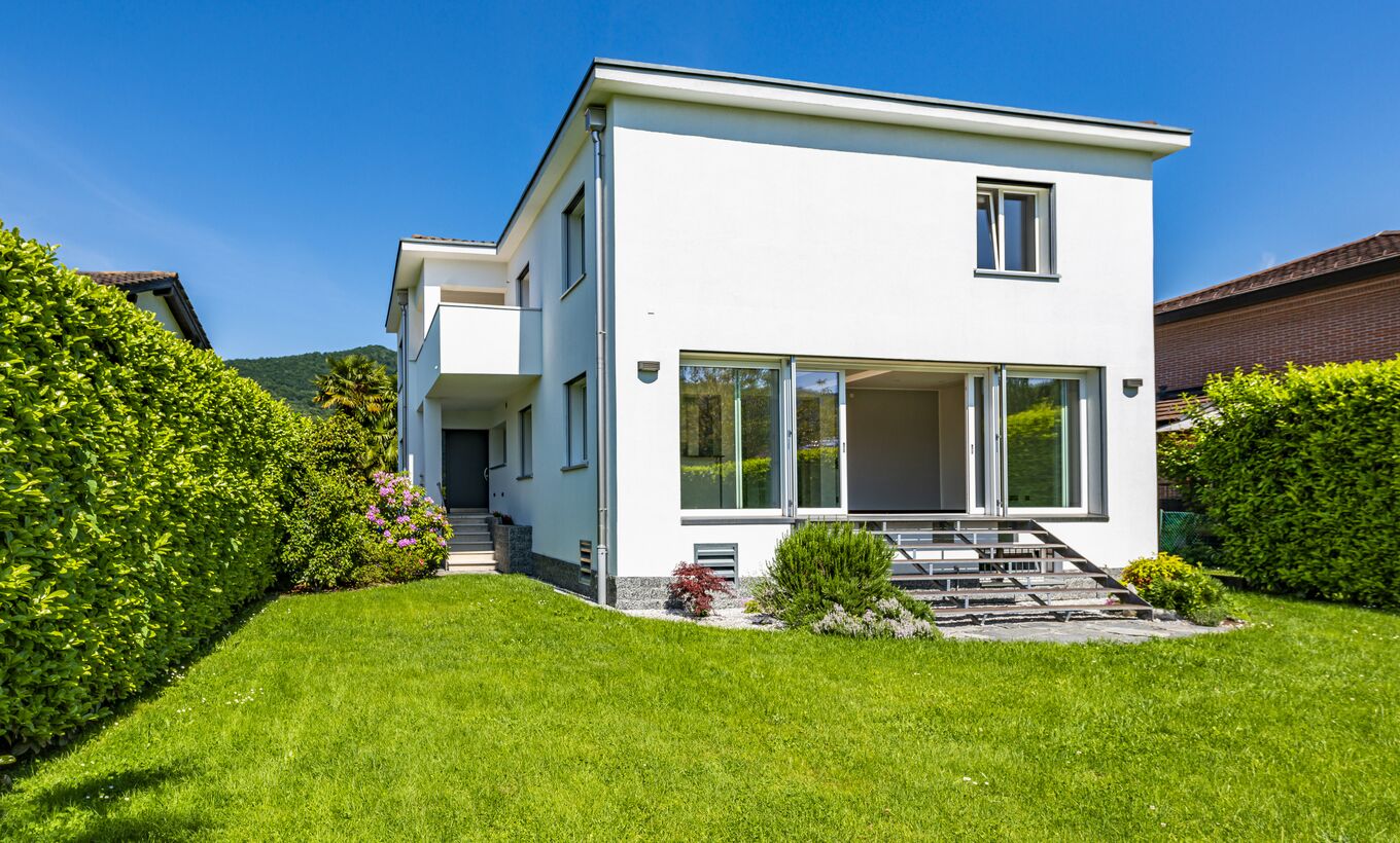 Villa CH-6987 Caslano, Caslano