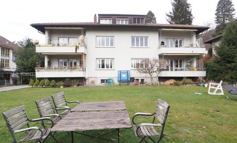 Immeuble au bord du lac de Thoune - dans un endroit idyllique et plein