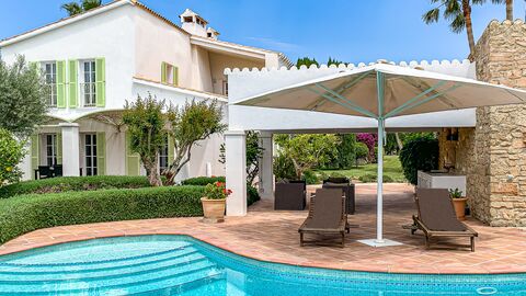 Finca mit Gästehaus und Pool