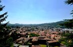 Stately villa in panoramic position and with much privacy
