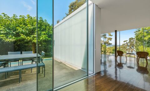 Co-Exclusivity: Beautiful contemporary villa with lake views
