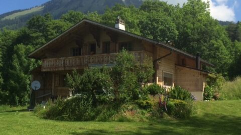 Vendu : Splendide chalet de deux appartements au-dessus du village du Sépey