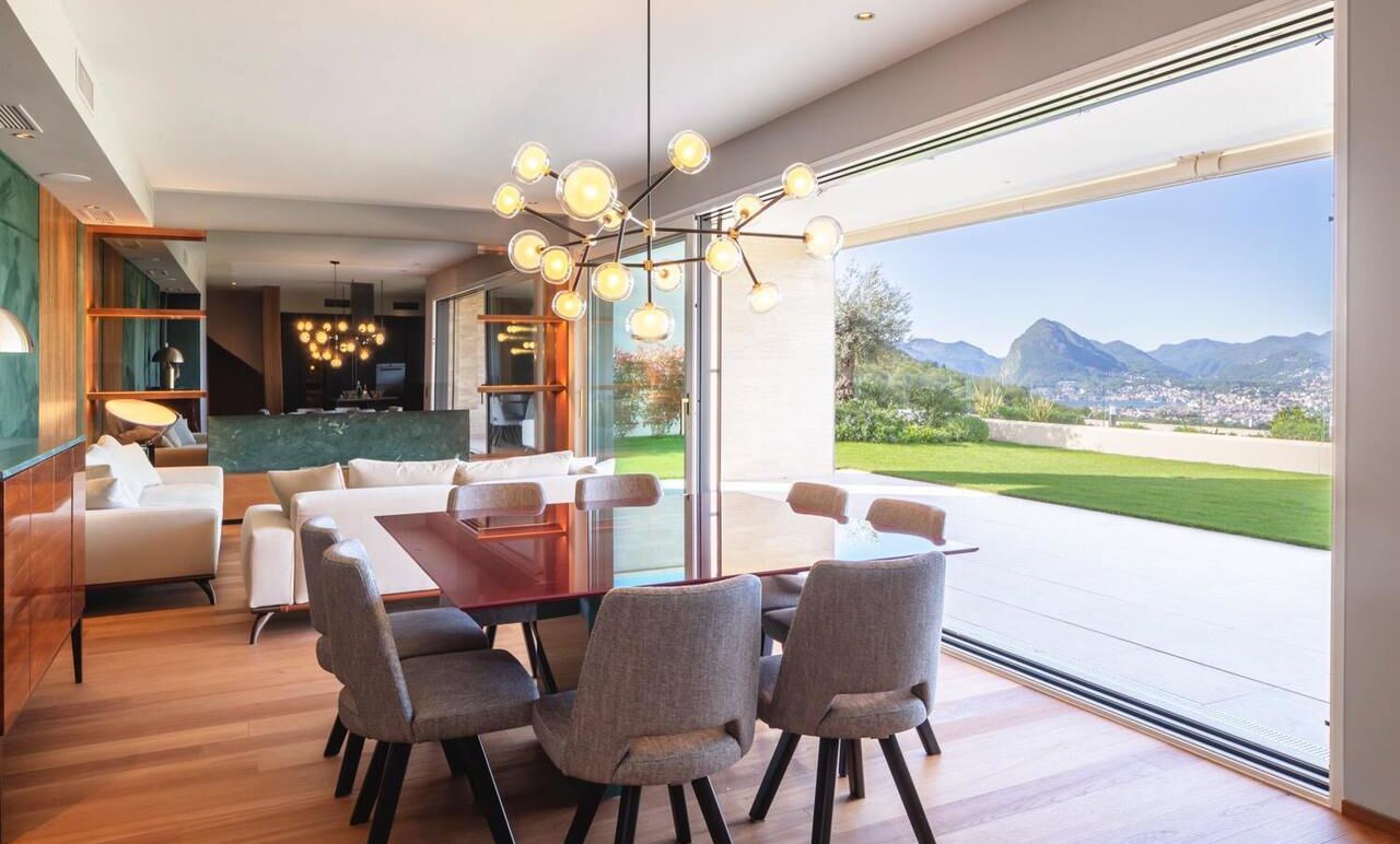 MODERN VILLA WITH PANORAMIC VIEW