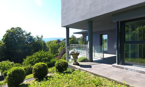 Contemporary Villa - IDEAL FAMILY. Beautiful view.