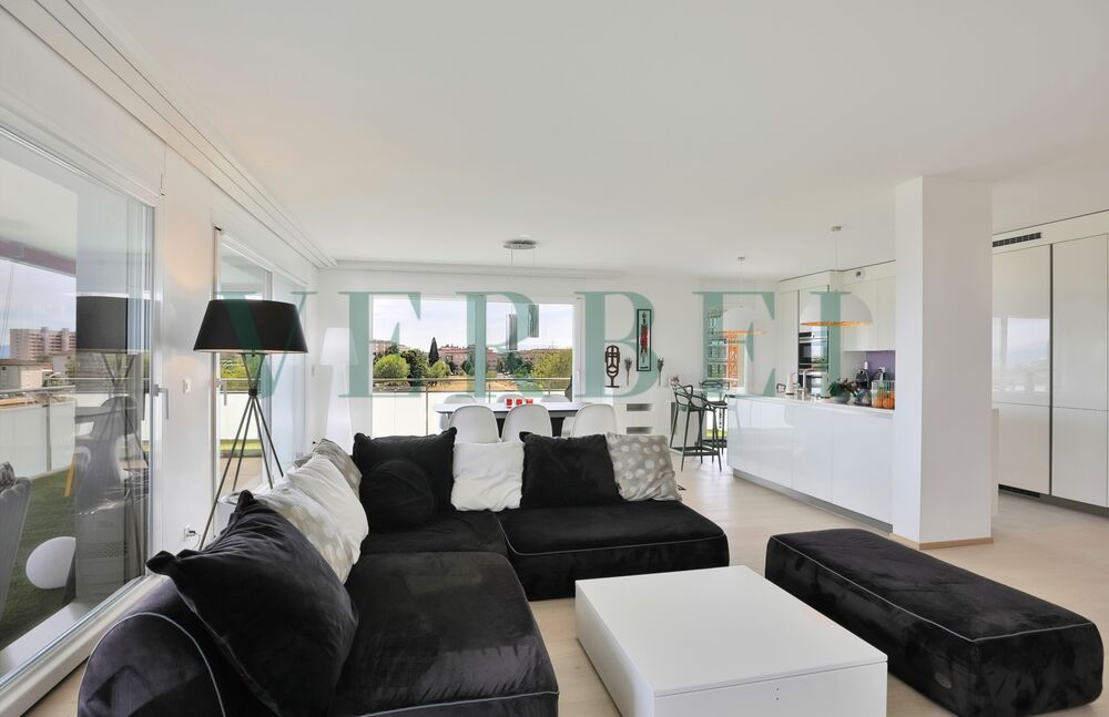 EXCLUSIVE - Superb apartment in a Minergie building