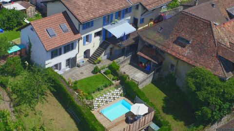 MAGNIFIQUE MAISON VILLAGEOISE DE CARACTÈRE AU CŒUR DE BLONAY