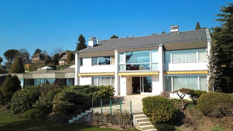 BELLE MAISON DE MAÎTRE AVEC VUE SUR LE LAC ET LES MONTAGNES À BLONAY