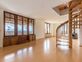 Dans une maison de maître, duplex avec vue sur le lac