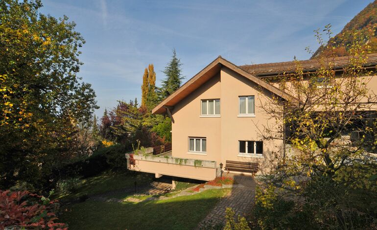 Villa mitoyenne de 5.5 pièces
Quartier résidentiel et verdoyant
