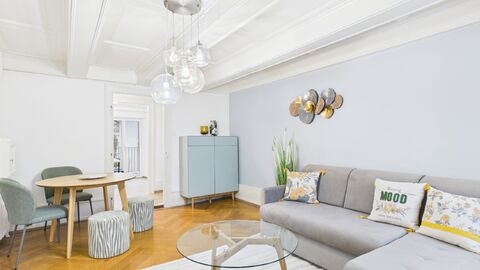 Möblierte 2,5-Zimmer-Wohnung im Herzen von Delémont mit Balkon