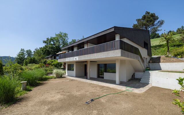 Renovated Semi-Detached House with a View