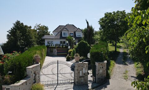 Villa unique dans une oasis