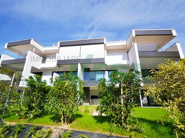 Mervellous new 3.5-room penthouse in a very quiet and sunny location