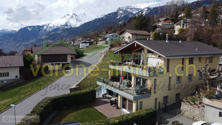 Appartement terrasse de 4.5 pièces à Savièse
