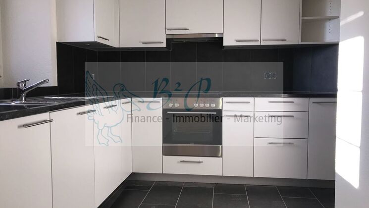 Un bel appartement de 4.5 pièces est à louer sur la Chaux-de-Fonds !