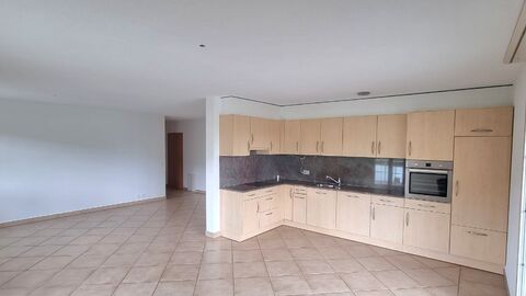 A Mettembert, spacieux appartement de 5,5 pièces avec terrasse/jardin