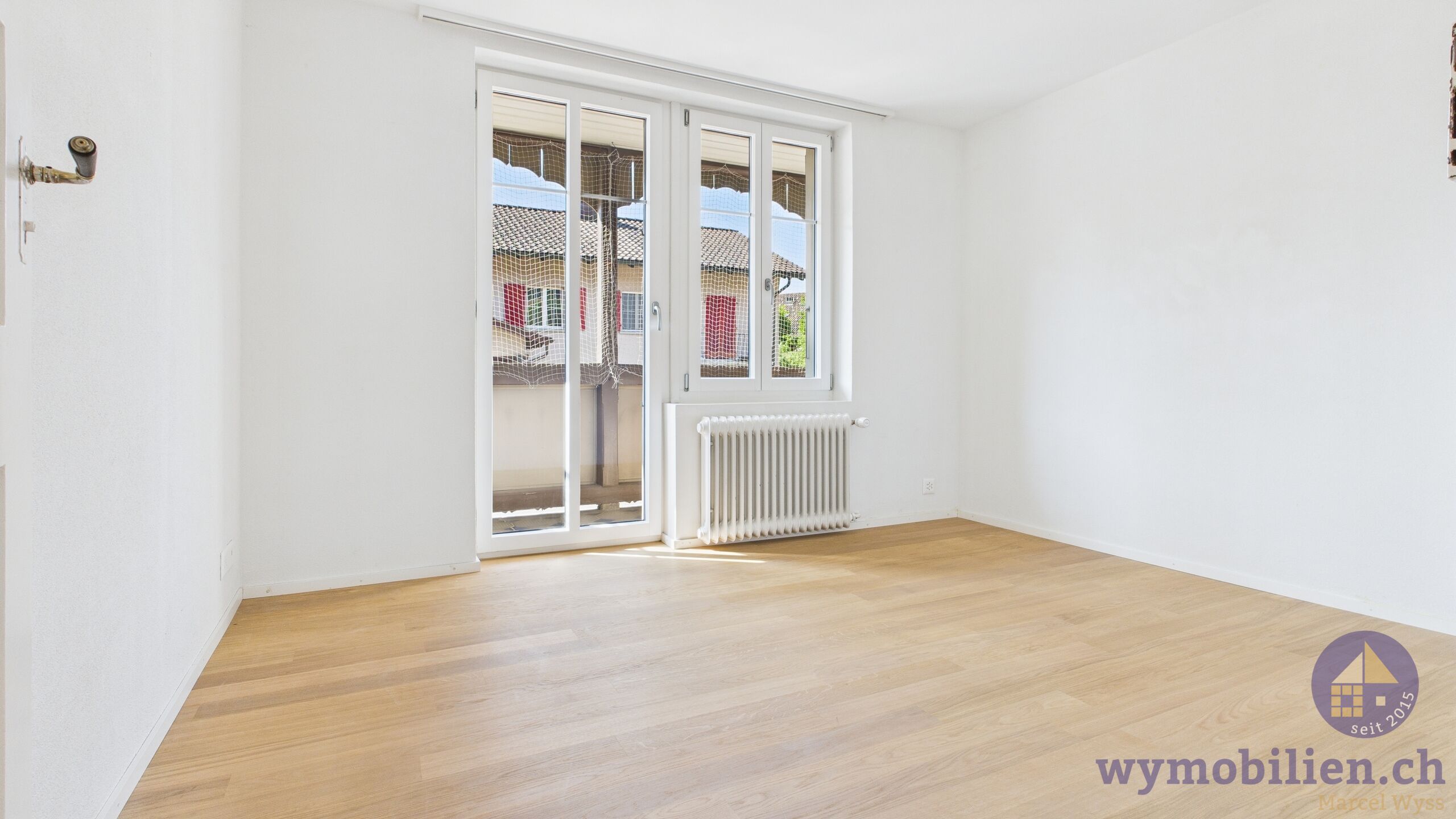 Zimmer mit Balkon EG