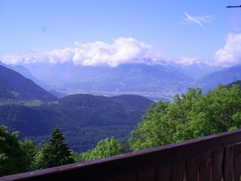 2 bedroom apartment with beautiul view