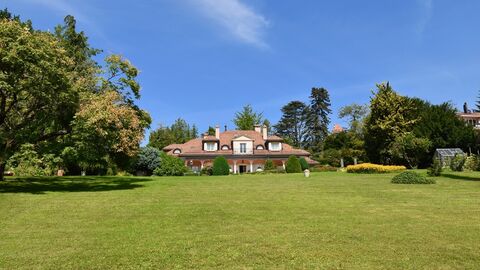 Superbe propriété sur plus de 10'000m2 constructibles