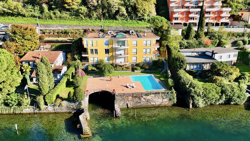 Refined Apartment with Breathtaking Lake View and Boat Place